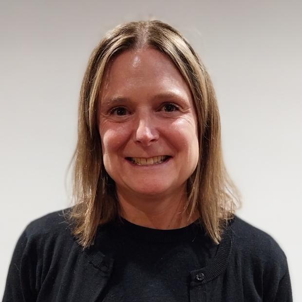 Dr Joanne Swindell