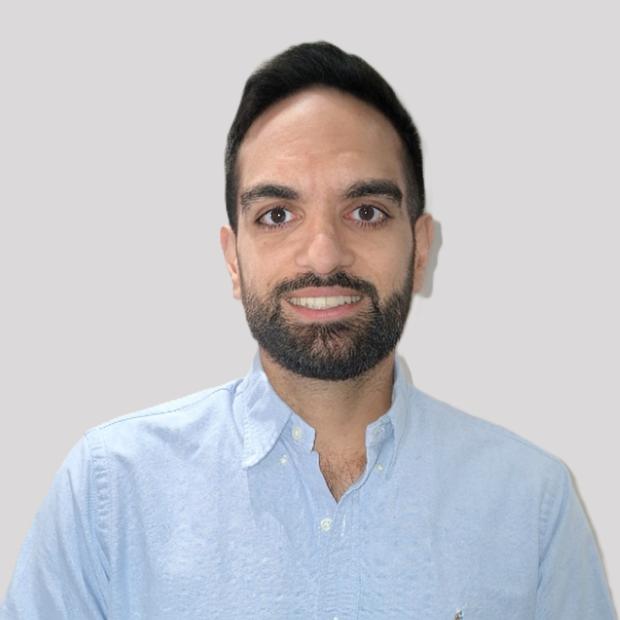 Dr Lakvinder D