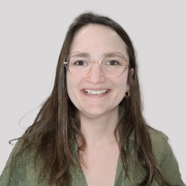 Dr Louise Clarke